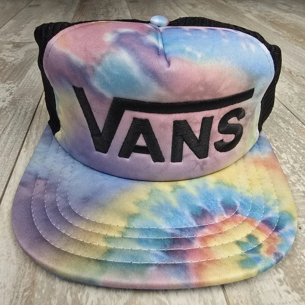 Vans Beach-It Tie-Dye Trucker Hat - Picture 1 of 6